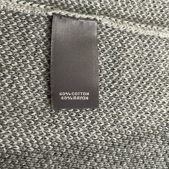 NEIMAN MARCUS Sleeveless Long Duster Cardigan Gray Sweater Geometric size Medium - Picture 5 of 6